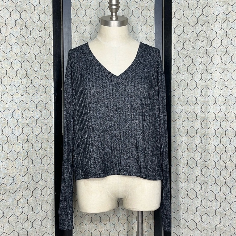 PINK Victoria’s Secret V-Neck Ribbed Sweater